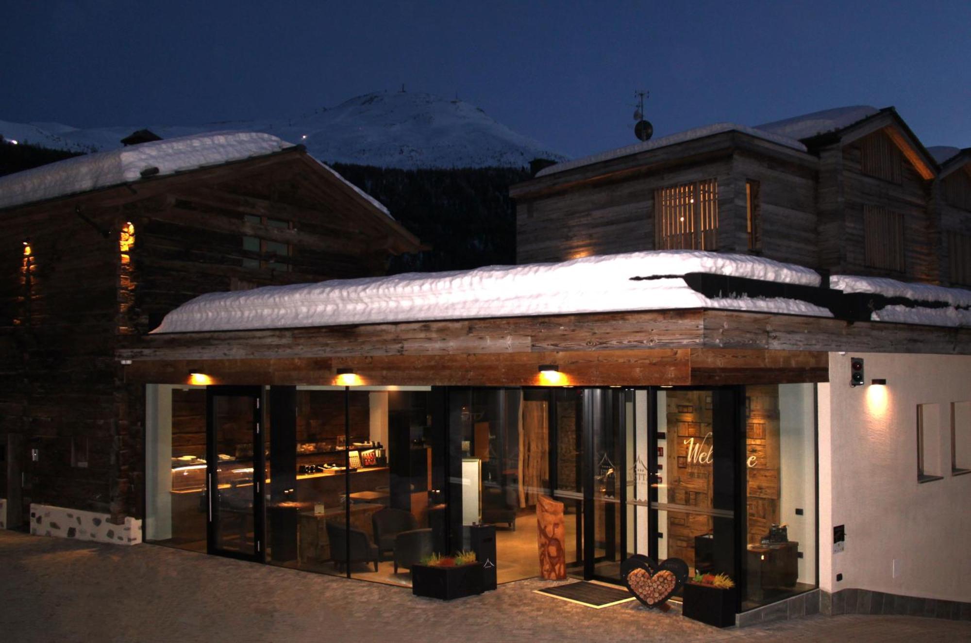 Hotel Vetta Alpine Relax Livigno Exterior foto